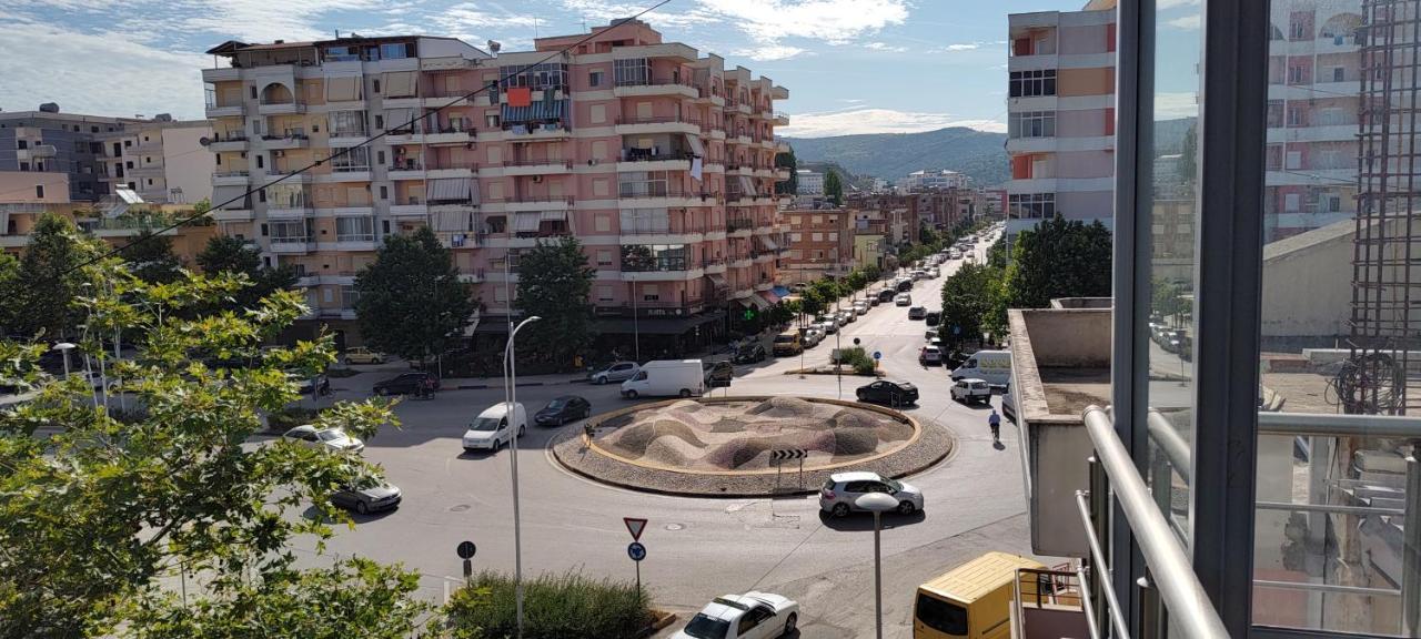 Vlora Central & Comfy Apartment Exterior photo