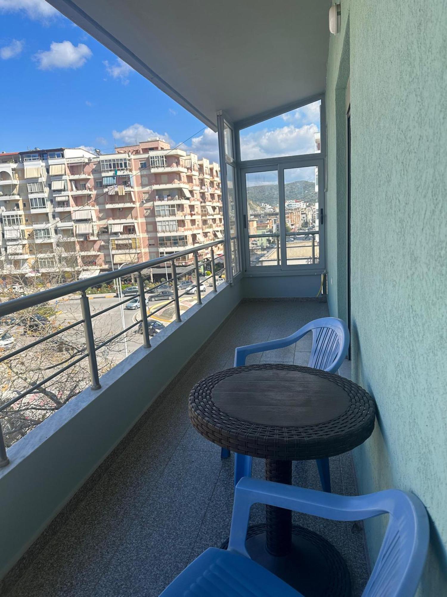 Vlora Central & Comfy Apartment Exterior photo